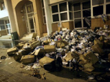 Офис итальянских налоговиков забросали "коктейлями Молотова"