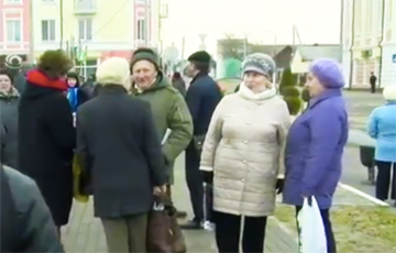 Жители Рогачова решились на протест (Видео, онлайн)