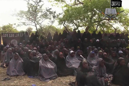 «Боко Харам» насильно выдала замуж 219 пленных школьниц
