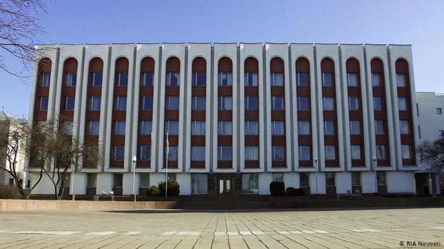 МИД Беларуси попросил польского консула в Гродно тоже покинуть страну