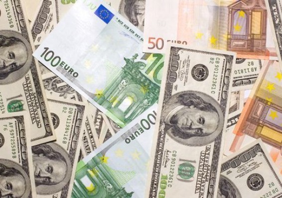 Белорусский рубль укрепился за счет евро и российского рубля