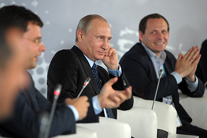 Путин начал встречу с интернет-сообществом