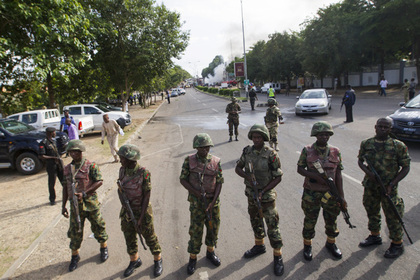 12 нигерийских солдат приговорили к смерти за мятеж