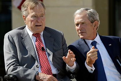 Буш-старший назвал помощника Буша-младшего «железной задницей»