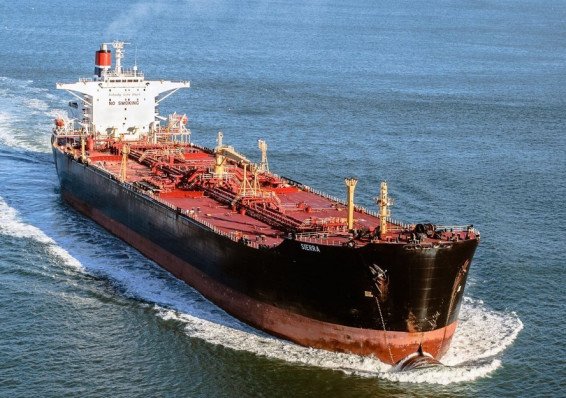 Беларусь купила еще два танкера нефти. Поставщик пока не назван