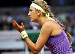 Азаренко снялась с турнира в Риме из-за травмы