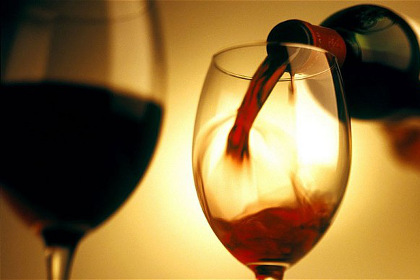 Британцы признали водку менее губительной по сравнению с вином