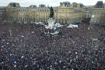 В Париже начался марш единства в память о погибших в терактах