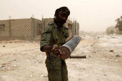 При взрыве на военном складе в Ливии погибли не менее 40 человек