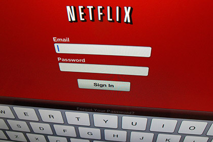 На Netflix и YouTube пришлась половина интернет-трафика в США