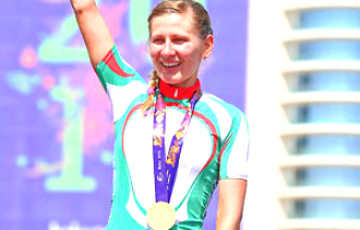 Алена Омелюсик выиграла золото в групповой велогонке на Евроиграх