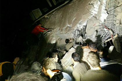 Из-за землетрясения на границе Ирака и Ирана погибли сотни человек