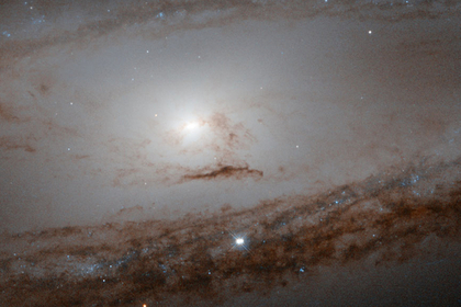 «Хаббл» сфотографировал галактику в созвездии Льва
