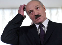«Коммерсант»: Лукашенко вдруг вспомнил про католиков