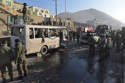 Террорист-смертник атаковал автобус с военными в Кабуле