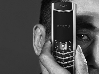 Nokia продаст производителя элитных телефонов Vertu