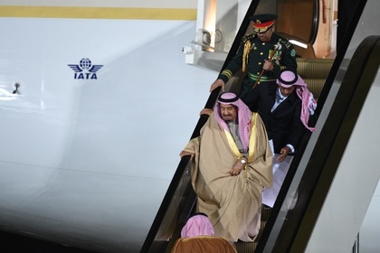Дворец короля Саудовской Аравии атаковали неизвестные