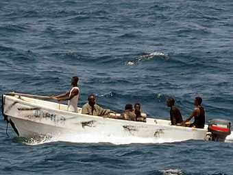 Южнокорейский эсминец отогнал пиратов от датского судна