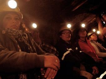 33 чилийки заперлись в шахте в знак протеста