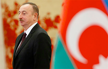 Оппозиция бойкотирует выборы президента Азербайджана