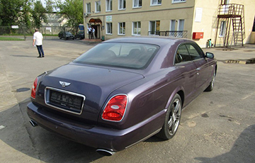 В Минске не хотят покупать уникальный Bentley Арбузова