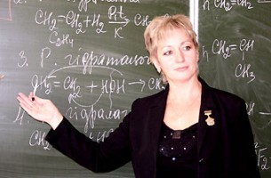 Белорусских педагогов заинтересуют рублем