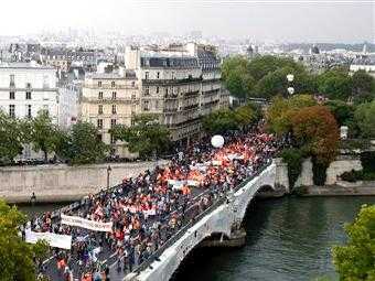 Профсоюзы Франции и полиция разошлись в оценках числа демонстрантов