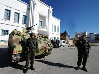 Тунисские войска вступили в бой с ливийскими