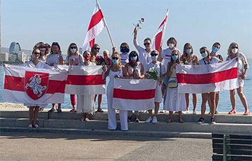 Марш в поддержку белорусок проходит на Кипре