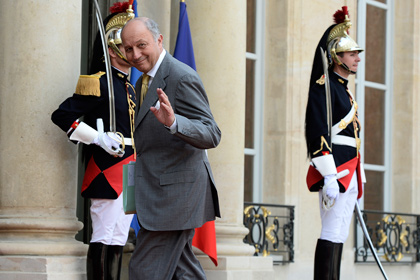 Французских парламентариев отругали за планы съездить в Крым
