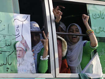 Пакистанский проповедник организовал марш на Исламабад