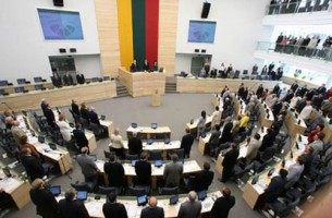 Литва обсудит на внеочередном сейме скандал с белорусскими счетами