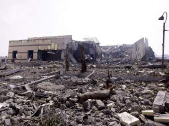 ВВС НАТО нанесли удары по резиденции Каддафи в Триполи