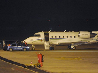 Франция конфисковала самолет бывшего тунисского президента
