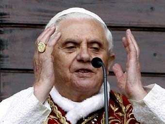 Папа Римский подарил Саакашвили сувенирную ручку