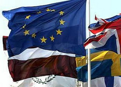 РАР: Евросоюз готов упростить визовый режим для белорусов