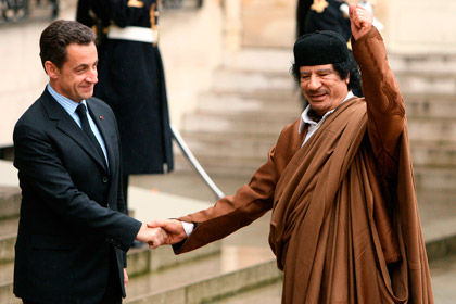 Телефон Саркози прослушивали по делу о деньгах Каддафи