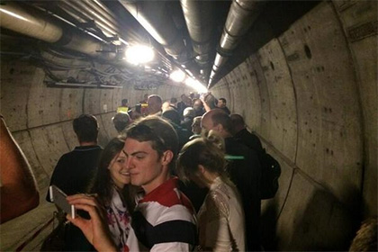 Из тоннеля под Ла-Маншем эвакуировали пассажиров