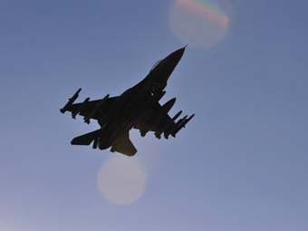 Авиация НАТО нанесла пять ударов по Триполи