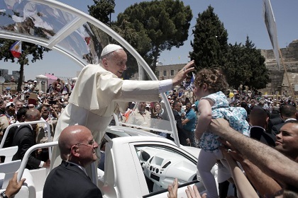 Папа пригласил лидеров Израиля и Палестины в Ватикан помолиться
