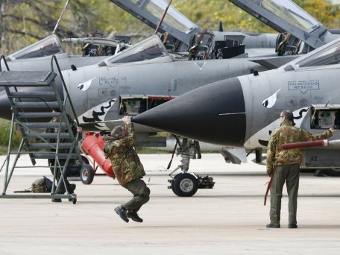 Итальянские ВВС присоединятся к операции НАТО в Ливии
