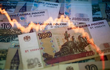 Bloomberg: Падение рубля разделило московитские элиты на враждующие фракции