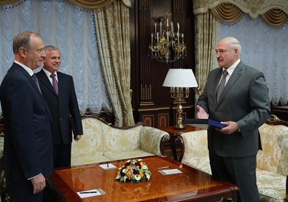 Лукашенко подарил Патрушеву его досье