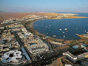 Пляжи Шарм-эль-Шейха открыли после нападений акул