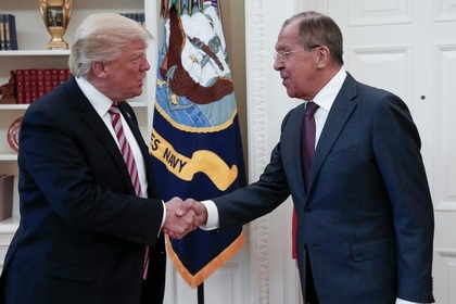Трамп выложил фото с Лавровым и Климкиным и призвал строить мир