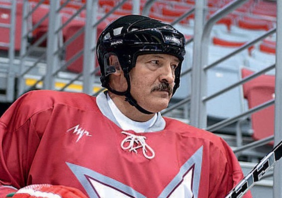 Лукашенко: Нашим хоккеистам не место в высшем дивизионе