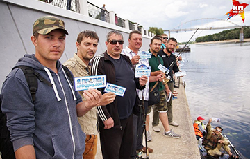 Гомельские рыбаки вышли на акцию против аренды реки Сож
