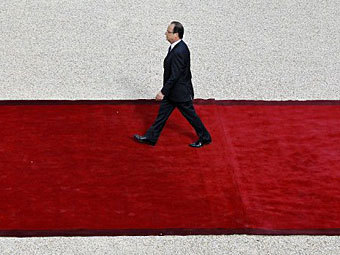 Франсуа Олланд принес президентскую присягу