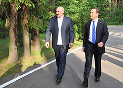 Премьер РФ встретился с Лукашенко в резиденции «Заславль»