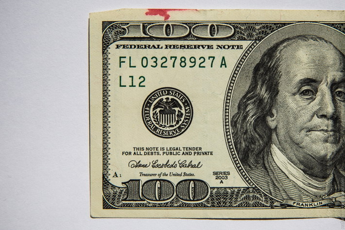 Банкомат в Гомеле выдал «неправильные» доллары